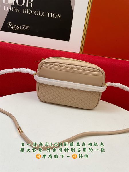 quilted real leather camera bag brand autumn style single shoulder bags cross body gold hardaware waist-bags party daily purses
quilted real leather camera bag brand autumn style single shoulder bags cross body gold hardaware waist-bags party daily purses