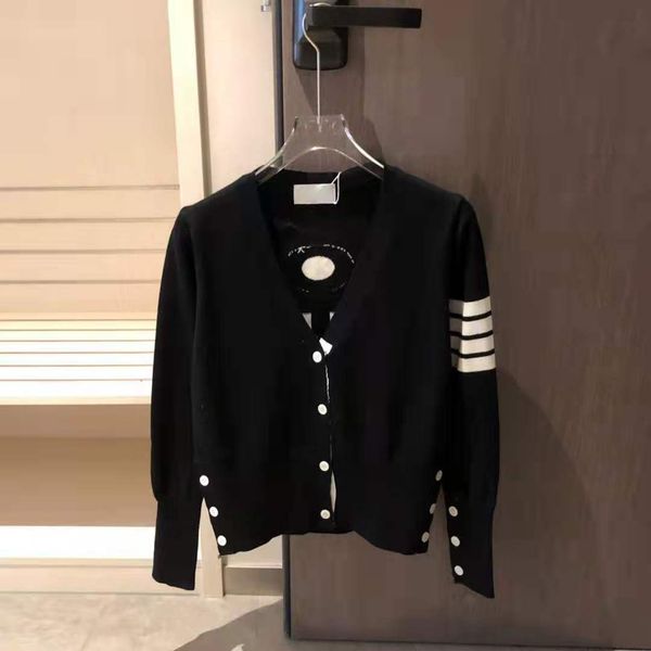 tb + four bar webbing back boat anchor v-neck button split long sleeve sweater cardigan for men and women, Black;gray
tb + four bar webbing back boat anchor v-neck button split long sleeve sweater cardigan for men and women, Black;gray