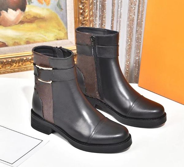 2021 women's brand martin boots genuine leather material fashion non slip winter 35-40 size, Black
2021 women's brand martin boots genuine leather material fashion non slip winter 35-40 size, Black