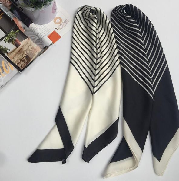 2021 designer scarf silk scarf fashion headband luxury brands scarf women silk scraves grade silk muffler hair bands 70*70cm, Blue;gray
2021 designer scarf silk scarf fashion headband luxury brands scarf women silk scraves grade silk muffler hair bands 70*70cm, Blue;gray