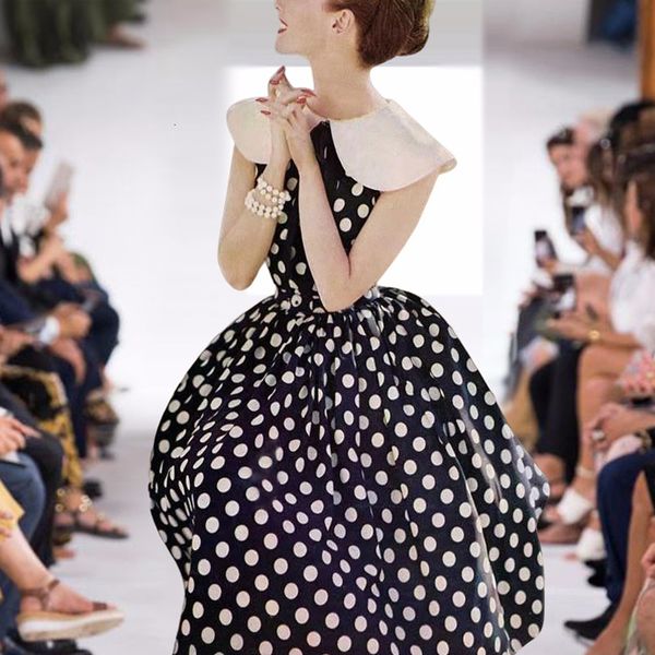 runway summer new women's patchwork collar polka dot print fashion party classic elegant chic midi ball gown dress pvlb, Black;gray
runway summer new women's patchwork collar polka dot print fashion party classic elegant chic midi ball gown dress pvlb, Black;gray