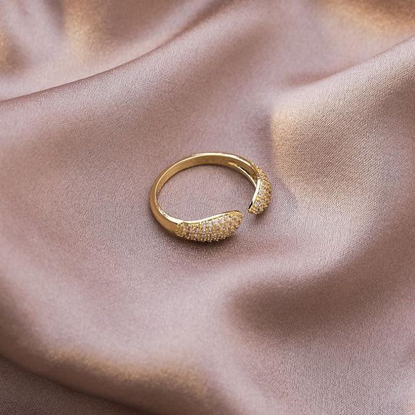 cluster rings 2021 arrival trendy crystal elegant snake shaped zircon ring for women fashion geometric jewelry gifts, Golden;silver
cluster rings 2021 arrival trendy crystal elegant snake shaped zircon ring for women fashion geometric jewelry gifts, Golden;silver