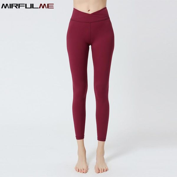 yoga outfits women high waist sport leggings breathable slim pant quick dry running trouser girl elastic gym workout tights soft gymwear, White;red
yoga outfits women high waist sport leggings breathable slim pant quick dry running trouser girl elastic gym workout tights soft gymwear, White;red