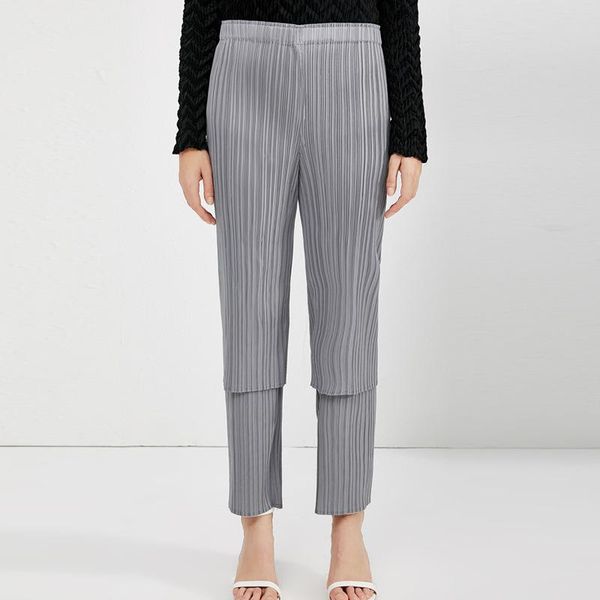 women's pants & capris lanmrem 2021 spring women fashion elastic waist solid color double fold high street straight pleated trousers pd, Black;white
women's pants & capris lanmrem 2021 spring women fashion elastic waist solid color double fold high street straight pleated trousers pd, Black;white