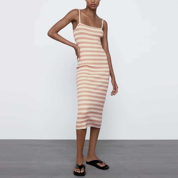 summer women bottoming knit dress spaghette strap bodycon striped midi party casual clubwear 210525, Black;gray
summer women bottoming knit dress spaghette strap bodycon striped midi party casual clubwear 210525, Black;gray