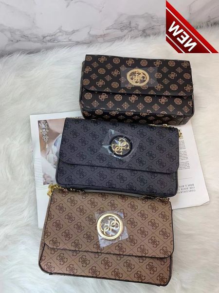 gs new fashion solid color old flower print flip chain single shoulder messenger bag
gs new fashion solid color old flower print flip chain single shoulder messenger bag
