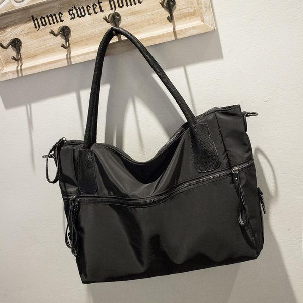 2021 new european and american waterproof oxford cloth handbag fashion women's single shoulder bag simple travel bag shopping
2021 new european and american waterproof oxford cloth handbag fashion women's single shoulder bag simple travel bag shopping