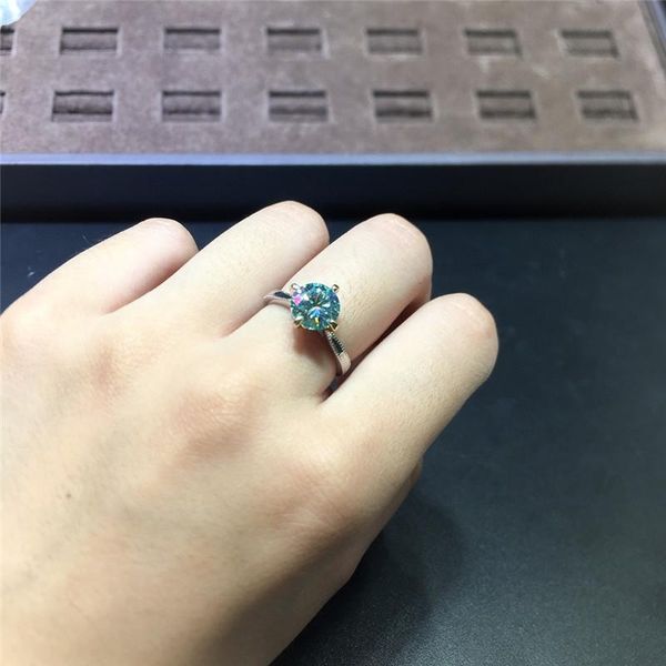 cluster rings classic 4 claw round brilliant cut 2 d color green moissanite ring diamond test past sparkling gemstone for women, Golden;silver
cluster rings classic 4 claw round brilliant cut 2 d color green moissanite ring diamond test past sparkling gemstone for women, Golden;silver