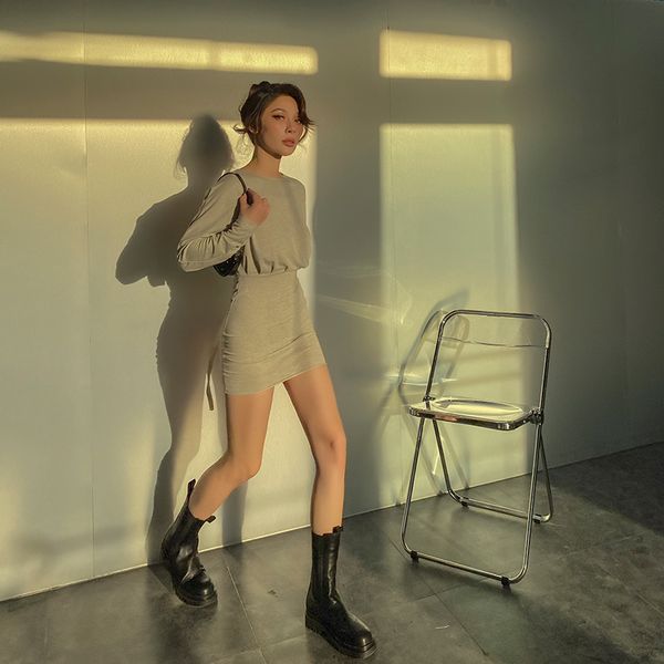 2021 new batwing no back fashions the neck-neck dressed simple streetwear elastic female collec wrap dress 5t47, Black;gray
2021 new batwing no back fashions the neck-neck dressed simple streetwear elastic female collec wrap dress 5t47, Black;gray