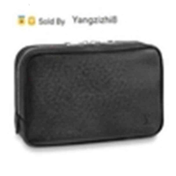 yangzizhi8 m32720 2019 toilet pouch gm men black real caviar lambskin chain flap bag long chain wallets key card holders purse clutches, Black;red
yangzizhi8 m32720 2019 toilet pouch gm men black real caviar lambskin chain flap bag long chain wallets key card holders purse clutches, Black;red