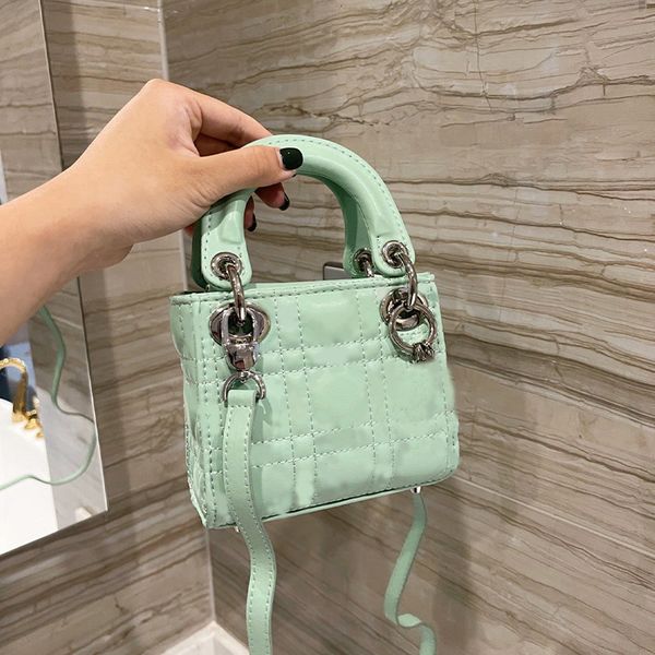 mini handbags 2021 handbag lambskin designer woman shoulder bag fashion totes high quality
mini handbags 2021 handbag lambskin designer woman shoulder bag fashion totes high quality