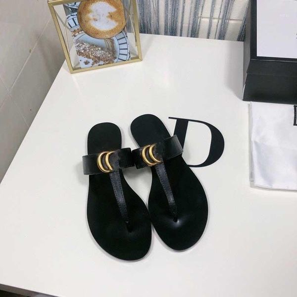 sandals summer jelly shoes with rivets, pink lacquer, high-quality leather, comfortable non-slip design, all-match external wear1, Black
sandals summer jelly shoes with rivets, pink lacquer, high-quality leather, comfortable non-slip design, all-match external wear1, Black