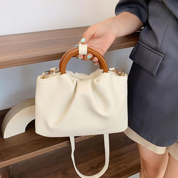 evening bags korean office handbag trend retro personality portable female bag temperament all-match single shoulder messenger
evening bags korean office handbag trend retro personality portable female bag temperament all-match single shoulder messenger