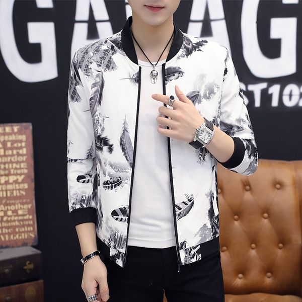 2021 autumn new korean fashion thin men's handsome feather printed casual baseball jacket, Black;brown
2021 autumn new korean fashion thin men's handsome feather printed casual baseball jacket, Black;brown