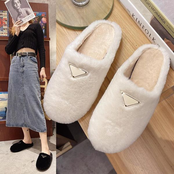 slippers 2021 fashion casual outdoor cotton female indoor warm plush comfortable household soft-soled, Black
slippers 2021 fashion casual outdoor cotton female indoor warm plush comfortable household soft-soled, Black