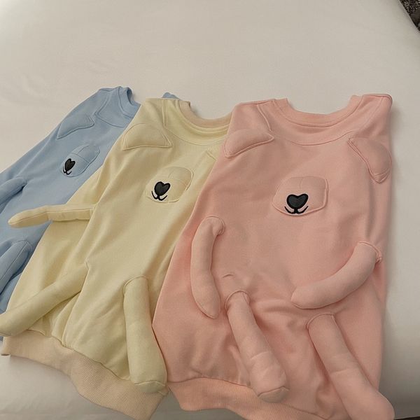 spring 2021 makaron cub full of cute age reduction round neck long sleeve versatile two side pullover, Black;brown
spring 2021 makaron cub full of cute age reduction round neck long sleeve versatile two side pullover, Black;brown