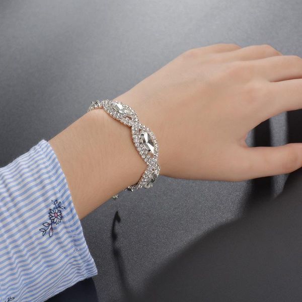 charm bracelets allme exaggerated full shiny rhinestone intertwine for women ladies geometric water drop eye bracelet jewelry, Golden;silver
charm bracelets allme exaggerated full shiny rhinestone intertwine for women ladies geometric water drop eye bracelet jewelry, Golden;silver