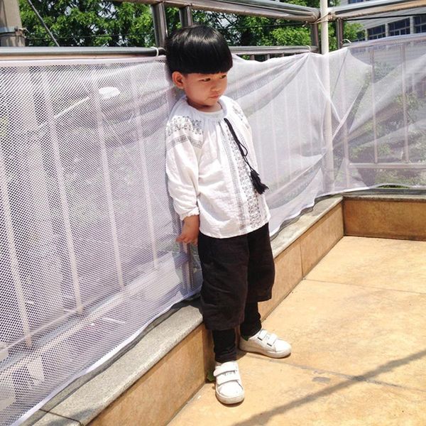 2m / 3m length railing stairs balcony safety protecting net baby safety fence anti falling net household child products
2m / 3m length railing stairs balcony safety protecting net baby safety fence anti falling net household child products