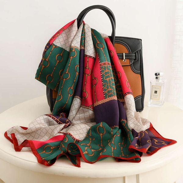 wind color plaid mulberry silk scarf for women in spring autumn and summer, Blue;gray
wind color plaid mulberry silk scarf for women in spring autumn and summer, Blue;gray