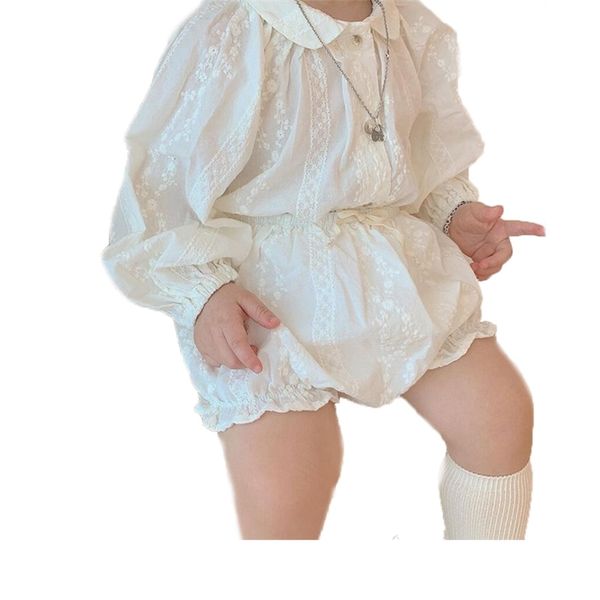 baby clothing white long sleeve t shirt and bloomer shorts 2pcs princess girls clothes set fashion toddler sets 210831
baby clothing white long sleeve t shirt and bloomer shorts 2pcs princess girls clothes set fashion toddler sets 210831