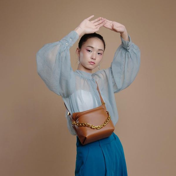 evening bags women shoulder bag solid color female crossbody fashion casual pleated messenger trend genuine leather
evening bags women shoulder bag solid color female crossbody fashion casual pleated messenger trend genuine leather