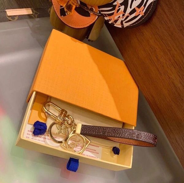 famous brand couple key wallet hollow metal letter women and men keychain luxury designer female bags pendant casual bussine male car keyrin, Red;blue
famous brand couple key wallet hollow metal letter women and men keychain luxury designer female bags pendant casual bussine male car keyrin, Red;blue