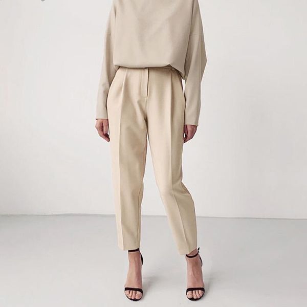 women's two piece pants solid loose women pant set long sleeve o neck shirt button high waist straigt autumn 2021 elegant casual 2, White
women's two piece pants solid loose women pant set long sleeve o neck shirt button high waist straigt autumn 2021 elegant casual 2, White