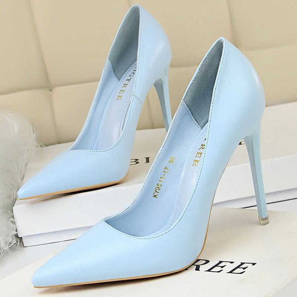 classic luxury designer shoes plus size 43 blue woman pumps fashion high heels women stiletto party female heeled paris wholesale, Black
classic luxury designer shoes plus size 43 blue woman pumps fashion high heels women stiletto party female heeled paris wholesale, Black