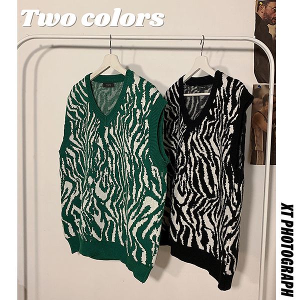 2021 new autumn winter striped men's warmth fashion casual retro v-neck knitted pullover men loose korean vest sweater mens 1tgj, White;black
2021 new autumn winter striped men's warmth fashion casual retro v-neck knitted pullover men loose korean vest sweater mens 1tgj, White;black