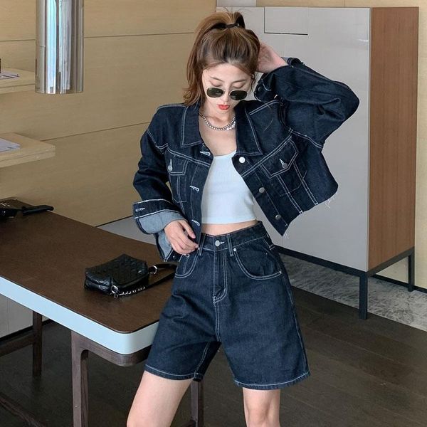 women's tracksuits spot china fashion single breasted jeans short coat + high waist straight leg shorts two suits, Gray
women's tracksuits spot china fashion single breasted jeans short coat + high waist straight leg shorts two suits, Gray