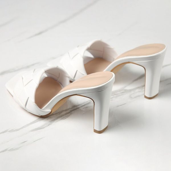 2020 spring and summer new high-heeled shoes bian zhi dai chunky-heel womens slippers, Black
2020 spring and summer new high-heeled shoes bian zhi dai chunky-heel womens slippers, Black