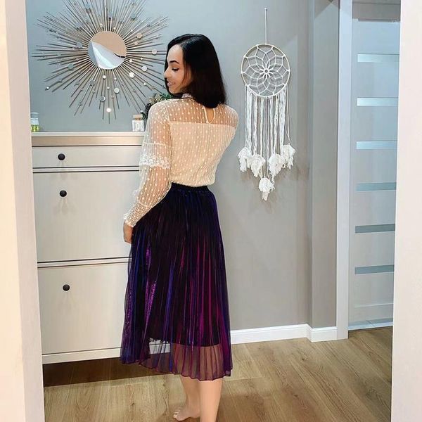 fall / winter 2021 high waist slim retro gradient reflective mesh pleated skirt skirts, Black
fall / winter 2021 high waist slim retro gradient reflective mesh pleated skirt skirts, Black
