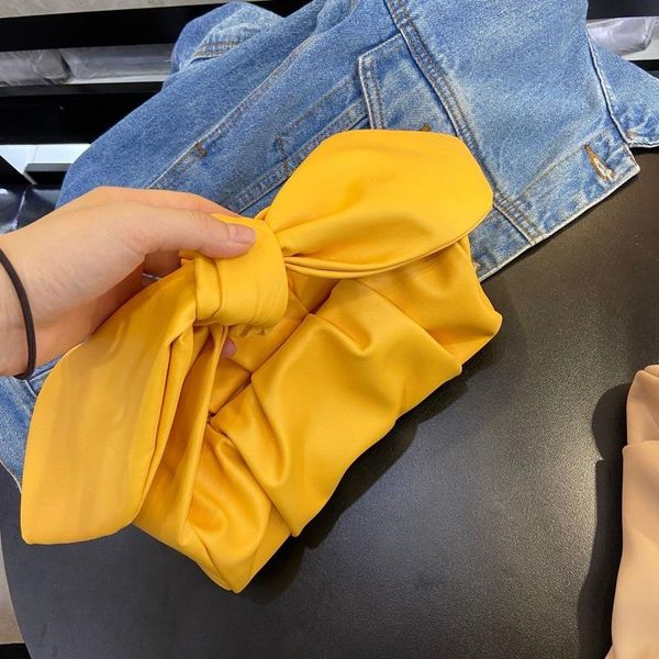 shoulder bags fashion yellow large bucket bag niche ears pyo leather fold bow lunch handbag for women 2021 quality
shoulder bags fashion yellow large bucket bag niche ears pyo leather fold bow lunch handbag for women 2021 quality