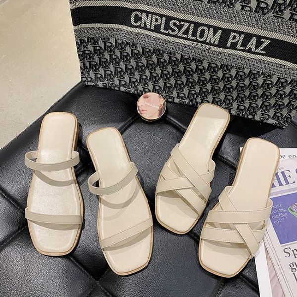 2021 summer new ladies sandals and slippers women cross-woven flat-bottomed outer wear one shoe two wear beach sandals women, Black
2021 summer new ladies sandals and slippers women cross-woven flat-bottomed outer wear one shoe two wear beach sandals women, Black