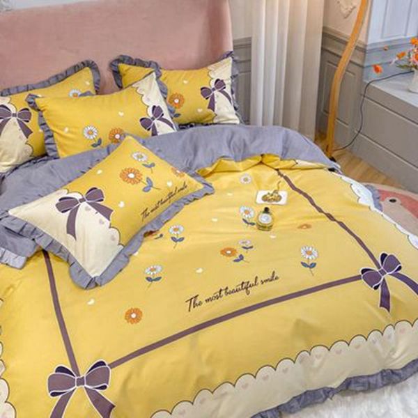 bedding sets 2021 big korean version color contrast student sunflower moon bedroom comforter set carton cute girl like
bedding sets 2021 big korean version color contrast student sunflower moon bedroom comforter set carton cute girl like
