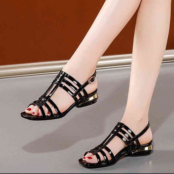 dress shoes patent leather women's sandals ,hollow out summer low heels,rome style shoes,footwear,big size,black,beige,,dropshippi
dress shoes patent leather women's sandals ,hollow out summer low heels,rome style shoes,footwear,big size,black,beige,,dropshippi