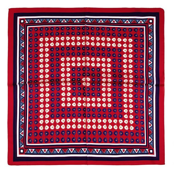 scarves 2021 fashion 100% silk scarf women handkerchief printed female square head bandana hijab foulard office neckerchief, Blue;gray
scarves 2021 fashion 100% silk scarf women handkerchief printed female square head bandana hijab foulard office neckerchief, Blue;gray