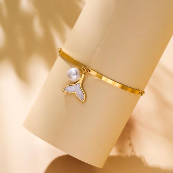 link, chain fashion shell fishtail imitation pearl bracelet yellow gold color stainless steel jewelry for woman not fade wholesale, Black
link, chain fashion shell fishtail imitation pearl bracelet yellow gold color stainless steel jewelry for woman not fade wholesale, Black