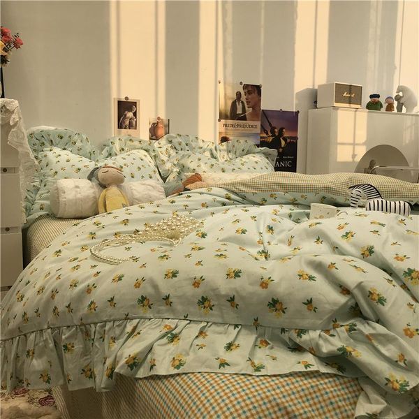 bedding sets 2021 fashion simple 100 cotton set light green with yellow flower spring comforter bed for girl students
bedding sets 2021 fashion simple 100 cotton set light green with yellow flower spring comforter bed for girl students