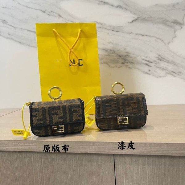 handbag women luxurys designers bags 2021 purses zhouzhoubao123 wallet purse crossbody bag totes hand lock iron chain messenger
handbag women luxurys designers bags 2021 purses zhouzhoubao123 wallet purse crossbody bag totes hand lock iron chain messenger