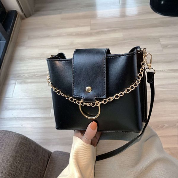 hbp fashion small black women's new winter leisure texture chic messenger bag and bucket
hbp fashion small black women's new winter leisure texture chic messenger bag and bucket