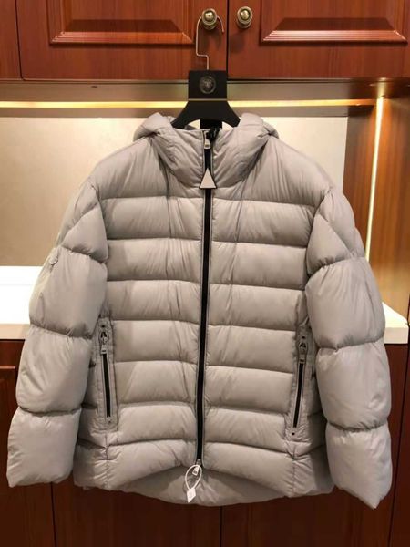 2021ss autumn and winter paris italy down jacket vest casual street fashion pockets warm men women couple outwear zdlm61102., Black
2021ss autumn and winter paris italy down jacket vest casual street fashion pockets warm men women couple outwear zdlm61102., Black