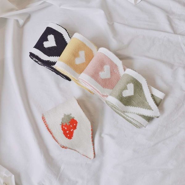 knitted scarf for women in autumn and winter, Blue;black
knitted scarf for women in autumn and winter, Blue;black