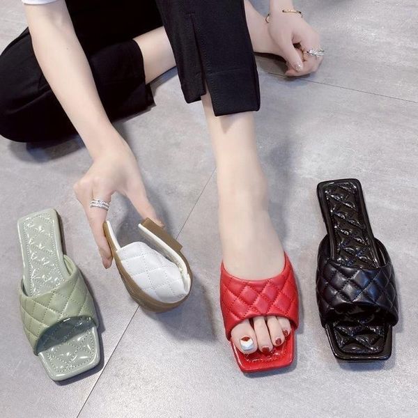 2021 new women flats slippers summer soft casual slaps girls outdoor slippers designer sandals beach shoes zapatillas mujer, Black
2021 new women flats slippers summer soft casual slaps girls outdoor slippers designer sandals beach shoes zapatillas mujer, Black