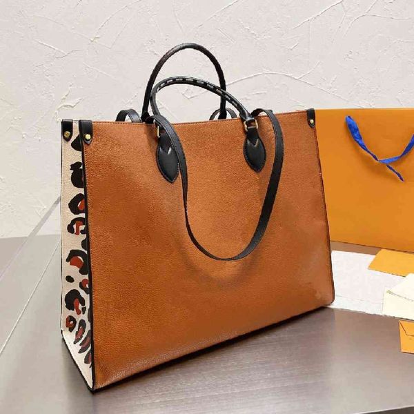 branded crossbody handbag designer tote bag mini luxurys bags women's shoulder classic fashion temperament without box
branded crossbody handbag designer tote bag mini luxurys bags women's shoulder classic fashion temperament without box