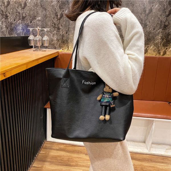 hbp fashion autumn and winter 2021 single shoulder women's shopping student simple large capacity korean tote bag
hbp fashion autumn and winter 2021 single shoulder women's shopping student simple large capacity korean tote bag