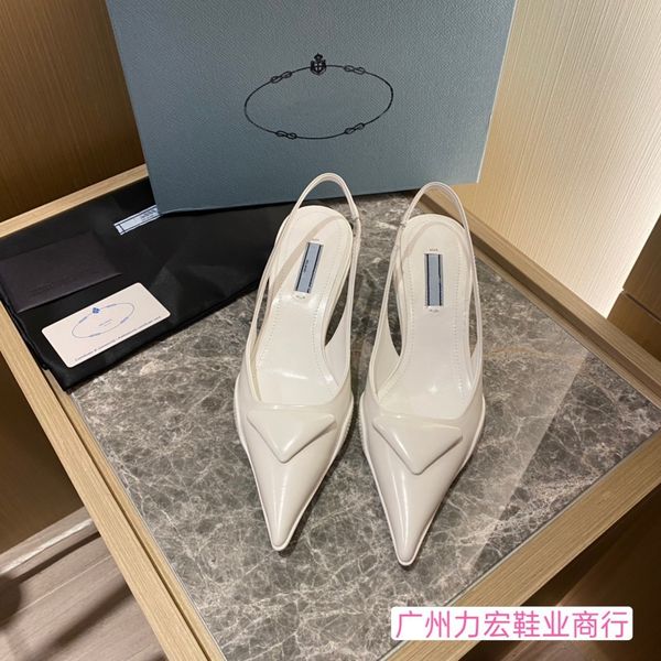 sandals slippers straight summer korean daily baotou pointed high heels 50 pairs of mail zly, Black
sandals slippers straight summer korean daily baotou pointed high heels 50 pairs of mail zly, Black
