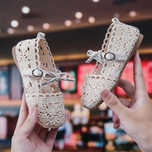 2021 baby girls shoes spring summer soft-soled toddler shoes children princess korea style single shoes breathable mesh sandals, Black;red
2021 baby girls shoes spring summer soft-soled toddler shoes children princess korea style single shoes breathable mesh sandals, Black;red