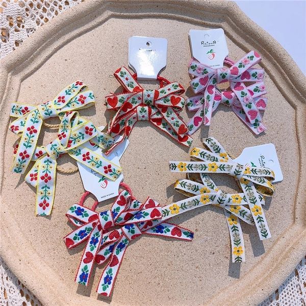 2021 new fashion girl children's ponytail hair accessories korea vintage simple embroidery flower love bow rubber band hair rope, Slivery;white
2021 new fashion girl children's ponytail hair accessories korea vintage simple embroidery flower love bow rubber band hair rope, Slivery;white