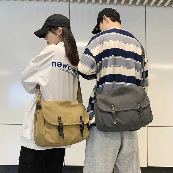 high capacity versatile msenger korean ins tooling single shoulder canvas men's and women's postman bag
high capacity versatile msenger korean ins tooling single shoulder canvas men's and women's postman bag